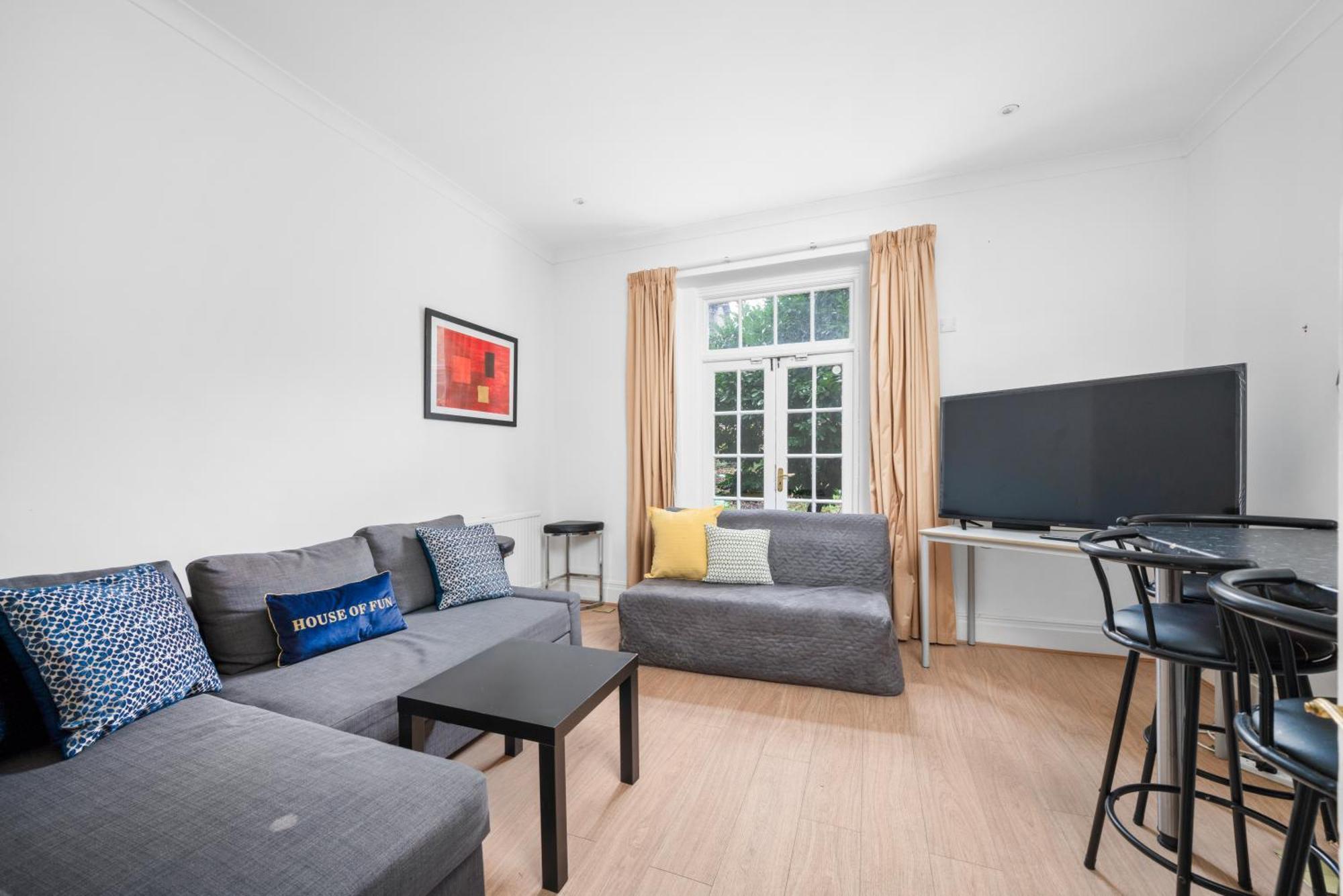Cozy 2-bed Group & Family Near Excel, 02 Arena, Airport With Free Parking