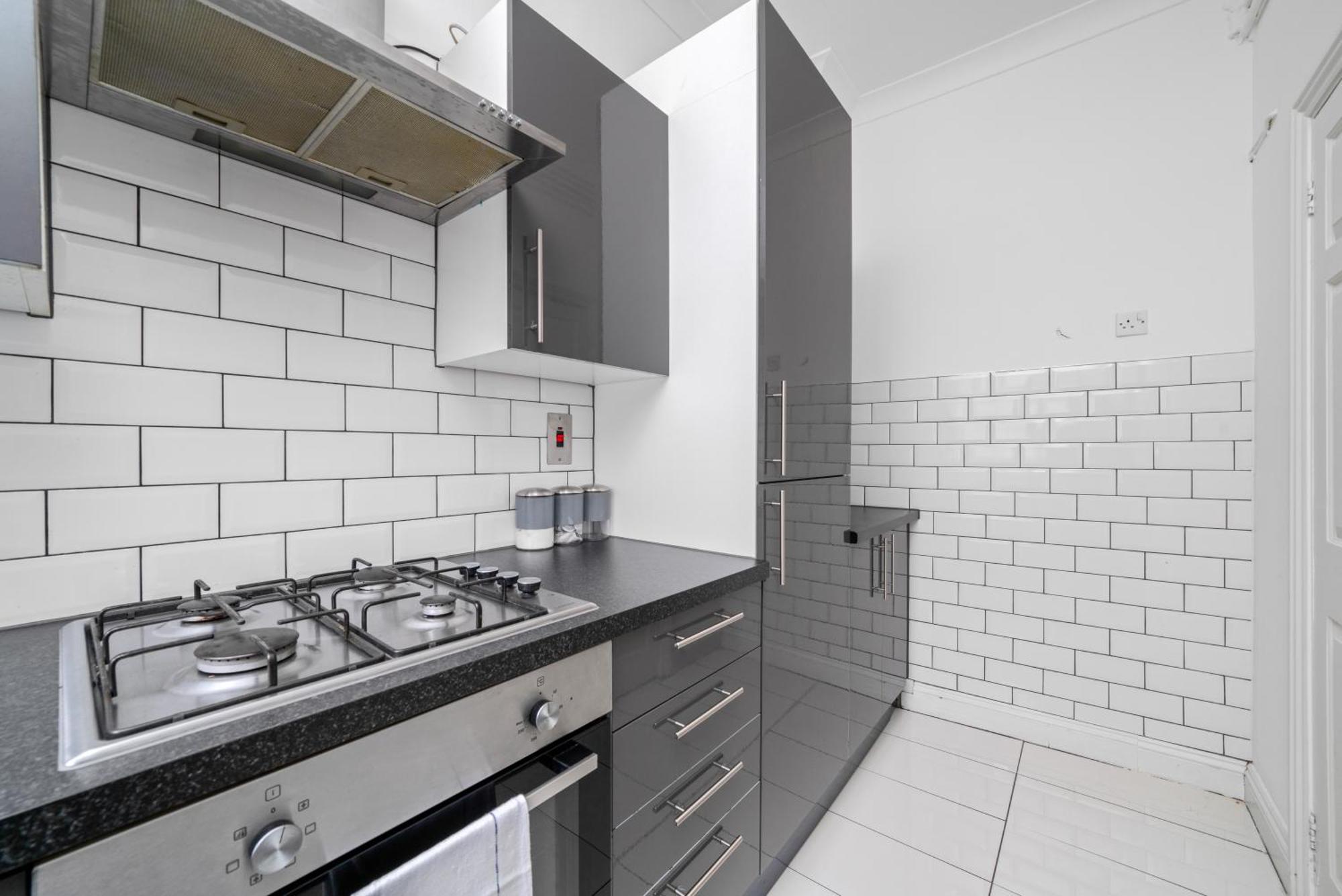 Cozy 2-bed Group & Family Near Excel, 02 Arena, Airport With Free Parking Apartment *
