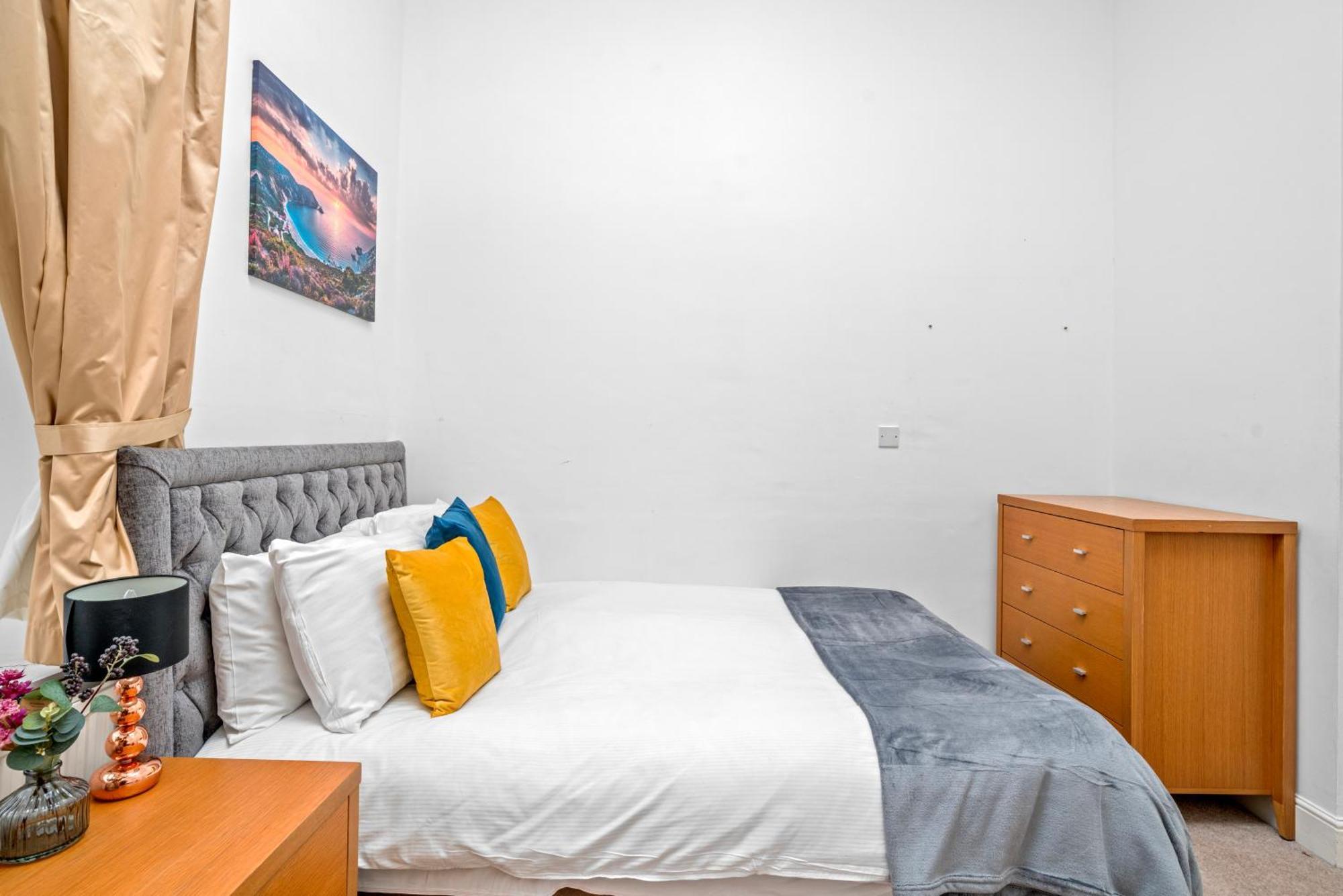 Apartment Cozy 2-bed Group & Family Near Excel, 02 Arena, Airport With Free Parking *